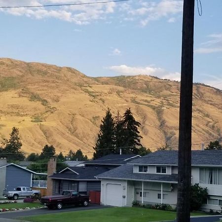 Charming - 2 Bedrooms Suite, 1 Full Bath & Family Room Kamloops Exterior foto