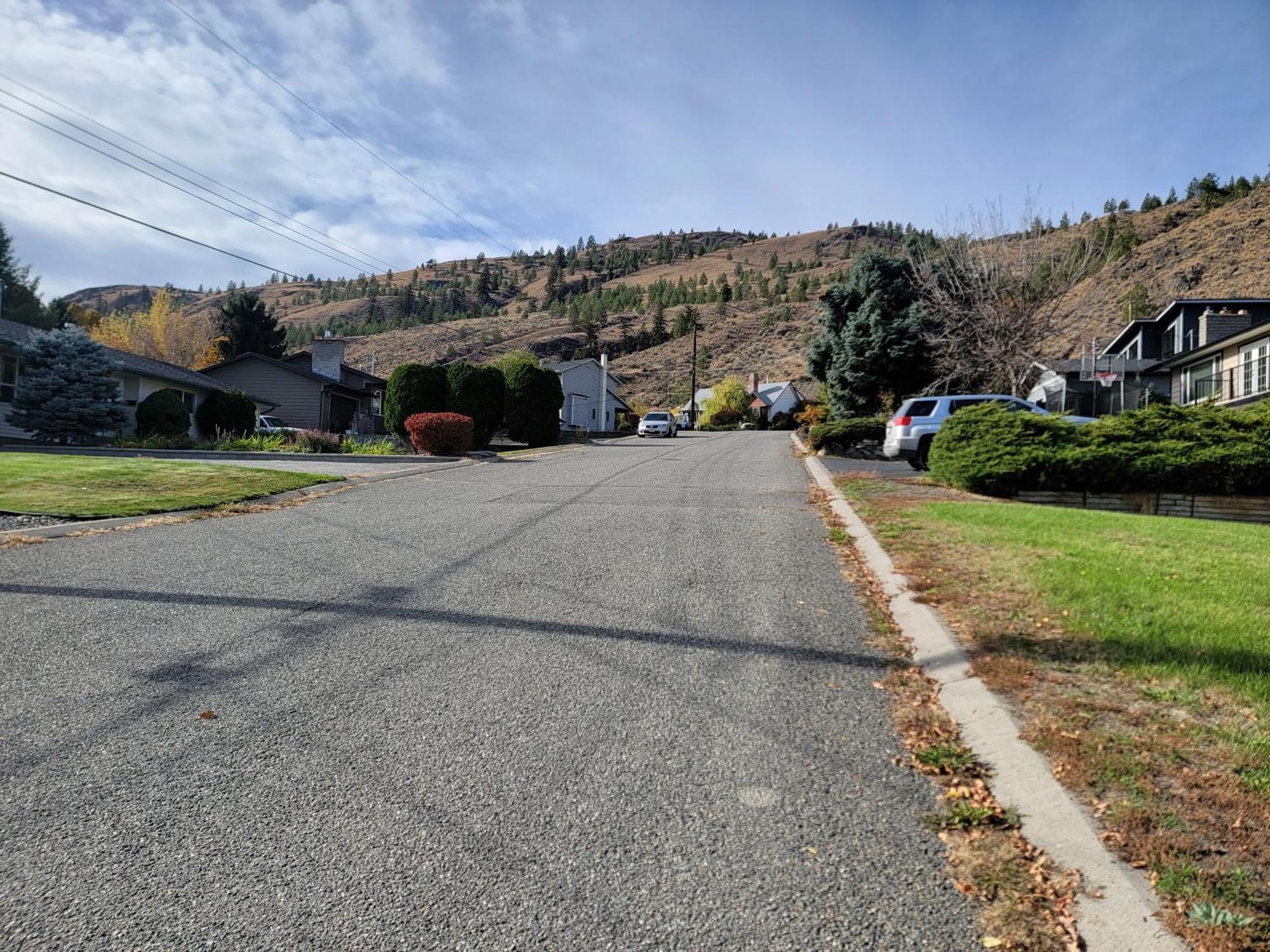 Charming - 2 Bedrooms Suite, 1 Full Bath & Family Room Kamloops Exterior foto