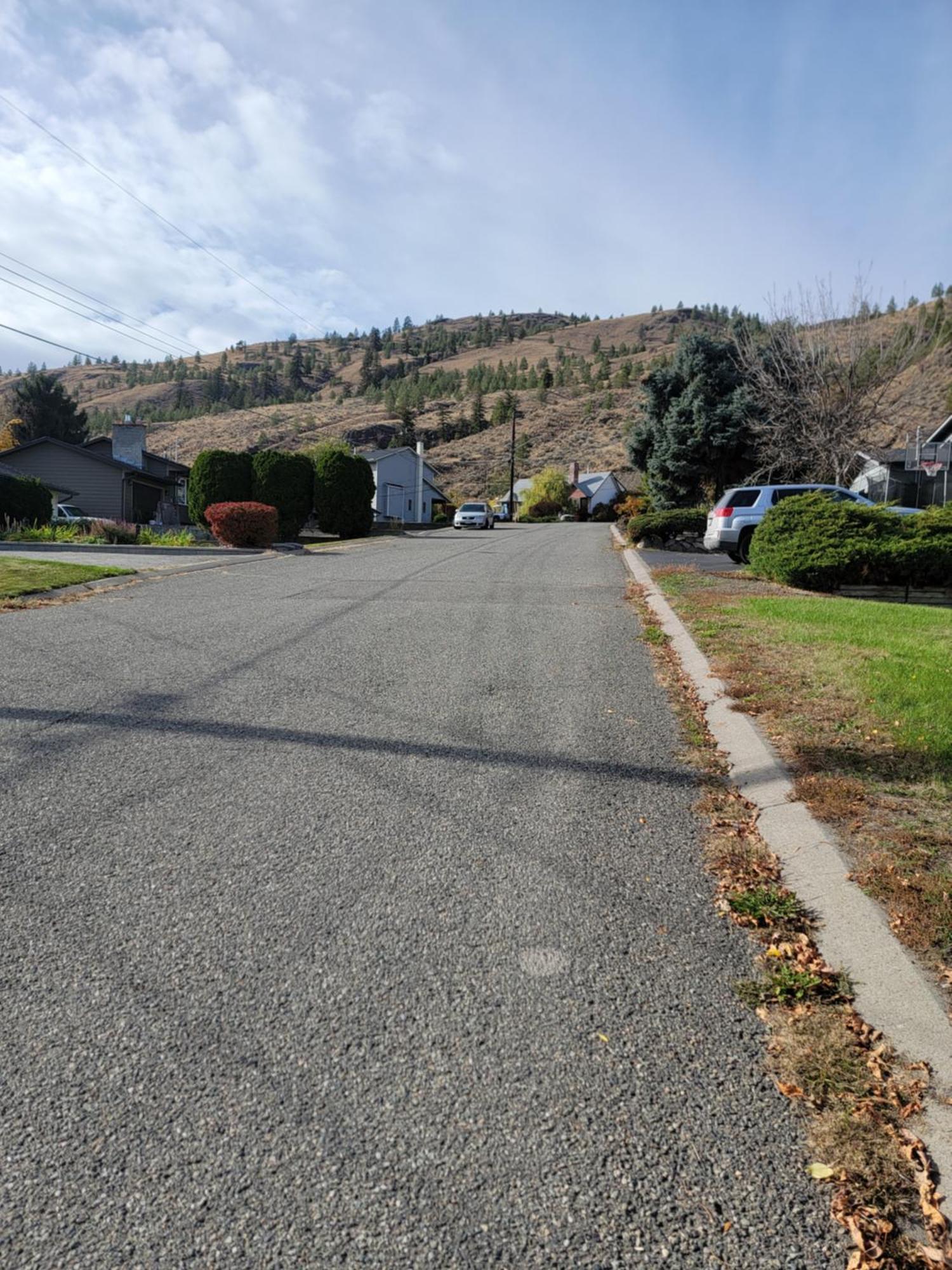 Charming - 2 Bedrooms Suite, 1 Full Bath & Family Room Kamloops Exterior foto